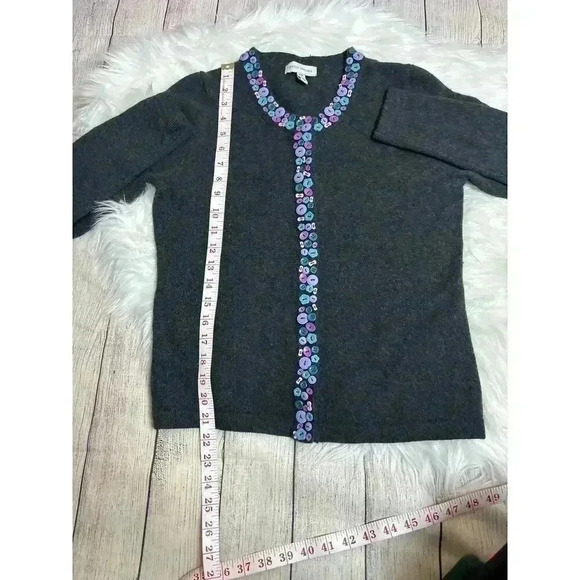 David Brooks Wool Blend Sweater Cardigan Flower Bow Buttons Size S - Picture 8 of 8